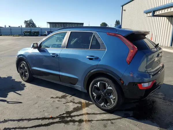KNDCR3L14P5034089 2023 KIA NIRO - Image 2