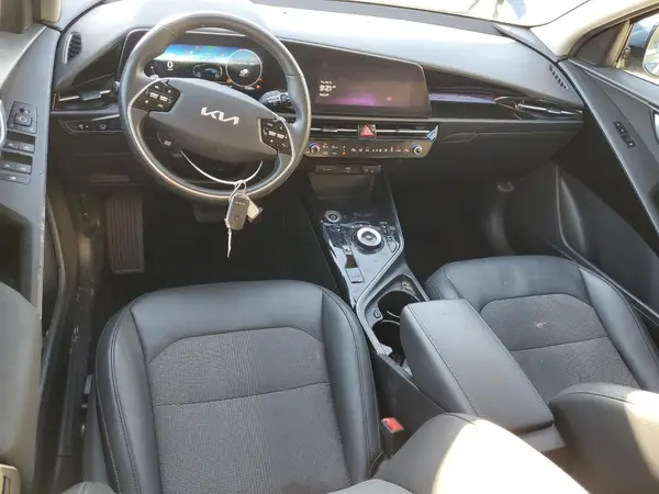 KNDCR3L14P5034089 2023 KIA NIRO - Image 8