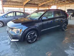 KNDCR3L14P5045643 2023 KIA NIRO