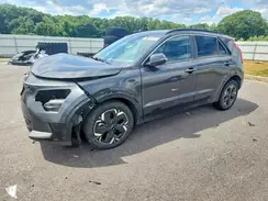 KNDCR3L14P5051586 2023 KIA NIRO