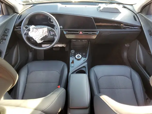 KNDCR3L14P5053614 2023 KIA NIRO - Image 8