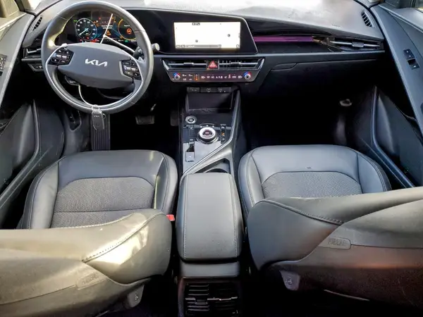 KNDCR3L14P5054309 2023 KIA NIRO - Image 8
