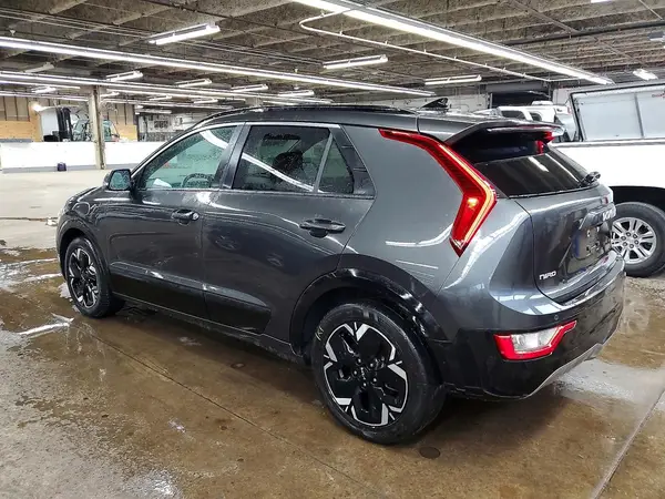 KNDCR3L14P5072454 2023 KIA NIRO - Image 2