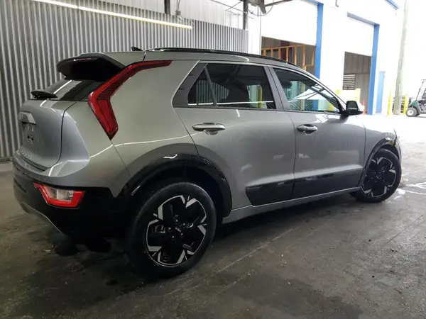 2024 KIA NIRO COPART lot 91657205 auction photo 3