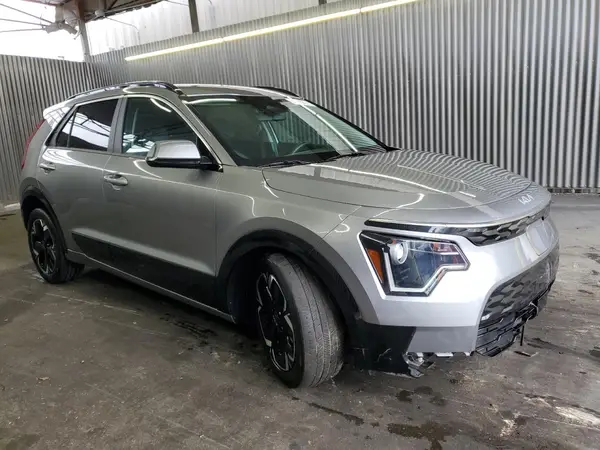 2024 KIA NIRO COPART lot 91657205 auction photo 4