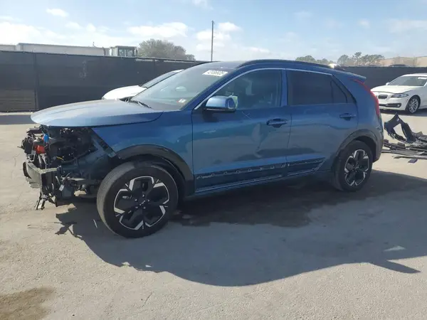 KNDCR3L14R5081786 2024 KIA NIRO - Image 1