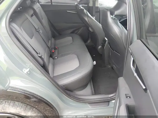 KNDCR3L14R5098538 2024 KIA NIRO - Image 8