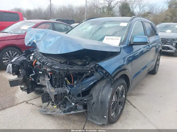 KNDCR3L14R5108467 2024 KIA NIRO - Image 2