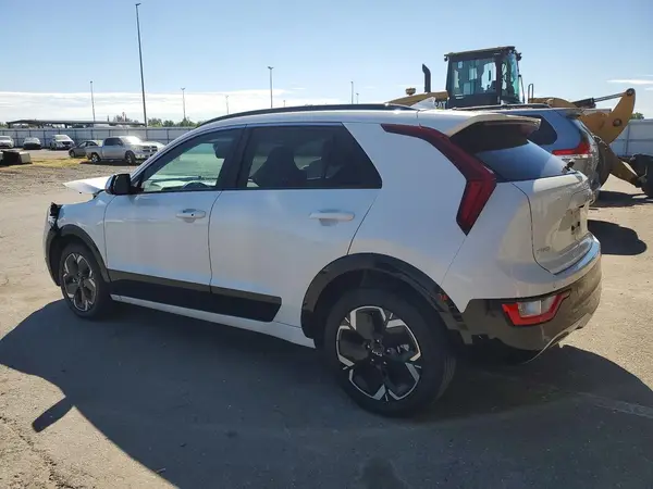 KNDCR3L14R5111613 2024 KIA NIRO - Image 2