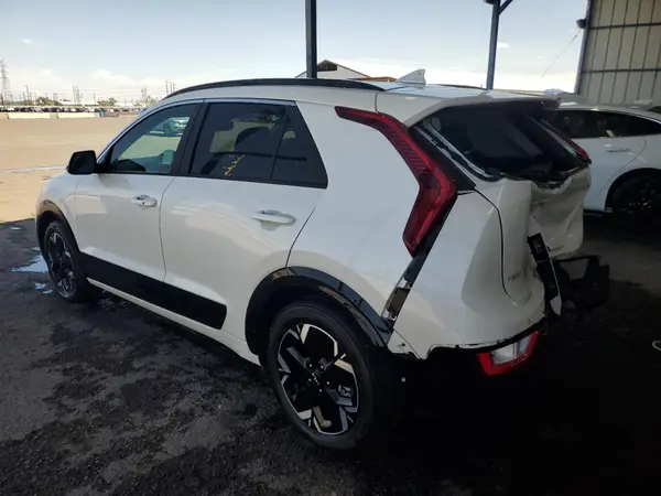 KNDCR3L14R5113751 2024 KIA NIRO - Image 2