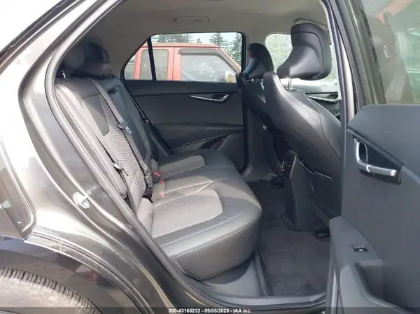 KNDCR3L14R5114494 2024 KIA NIRO - Image 8