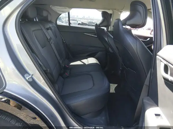 KNDCR3L14R5121056 2024 KIA NIRO - Image 8