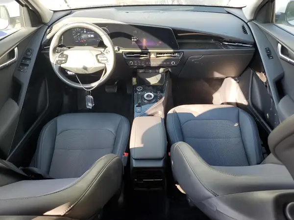 KNDCR3L14R5122255 2024 KIA NIRO - Image 8