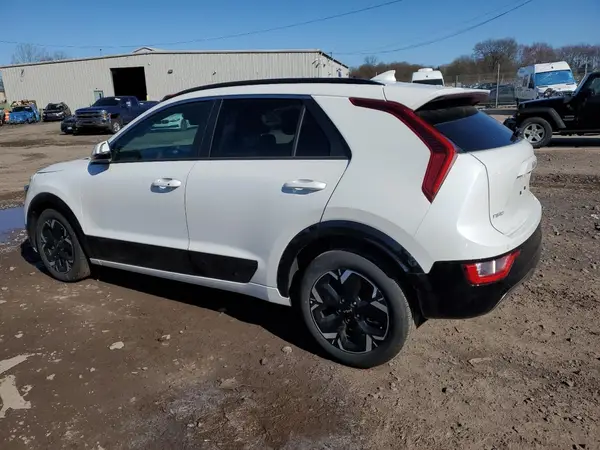KNDCR3L14R5122269 2024 KIA NIRO - Image 2