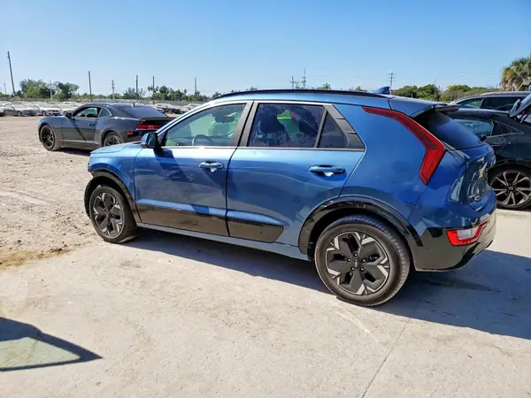 KNDCR3L14R5125916 2024 KIA NIRO - Image 2
