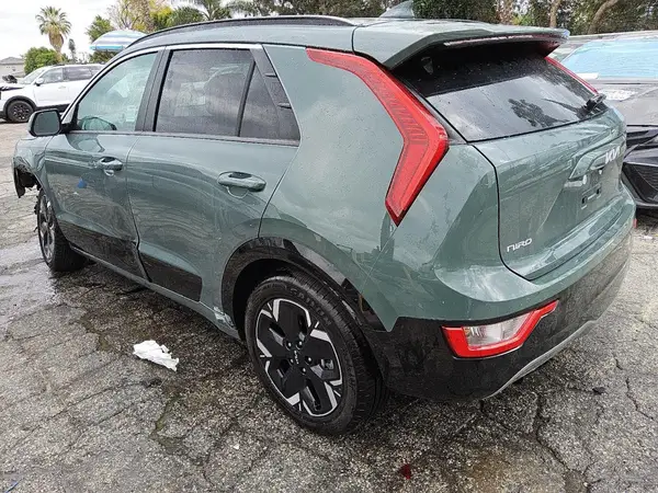 KNDCR3L14R5126113 2024 KIA NIRO - Image 2