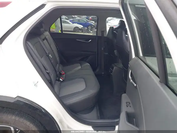 KNDCR3L14S5141961 2025 KIA NIRO - Image 8
