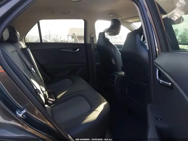 KNDCR3L14S5143211 2025 KIA NIRO - Image 8