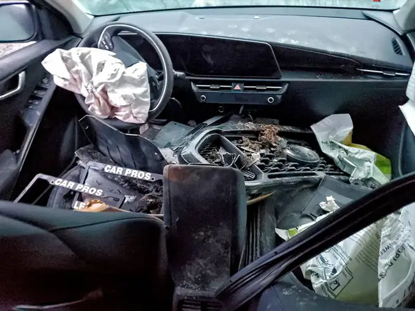 KNDCR3L14S5145167 2025 KIA NIRO - Image 8