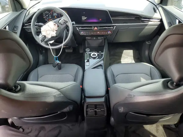 KNDCR3L14S5145475 2025 KIA NIRO - Image 8
