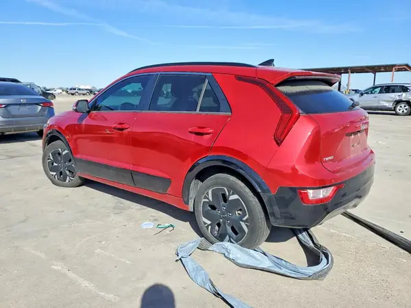 KNDCR3L15P5016863 2023 KIA NIRO - Image 2