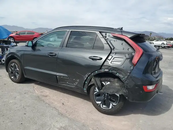 KNDCR3L15P5021870 2023 KIA NIRO - Image 2