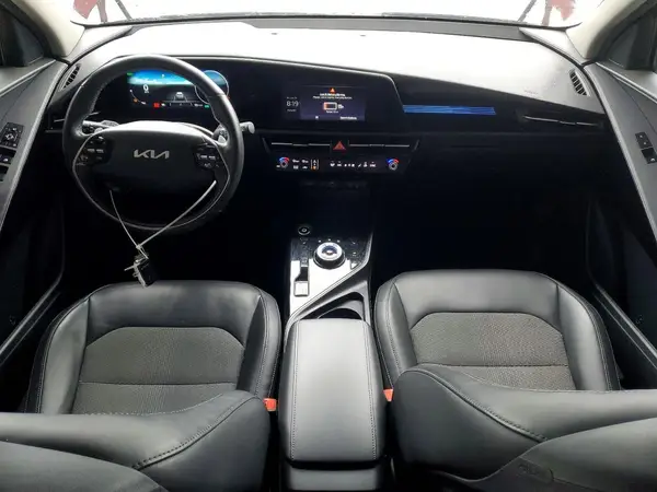 KNDCR3L15P5025336 2023 KIA NIRO - Image 8