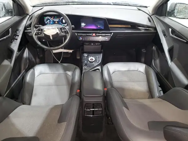 KNDCR3L15P5026924 2023 KIA NIRO - Image 8
