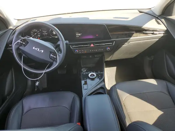 KNDCR3L15P5027118 2023 KIA NIRO - Image 8
