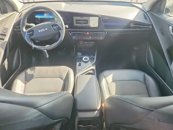 KNDCR3L15P5028589 2023 KIA NIRO - Image 8