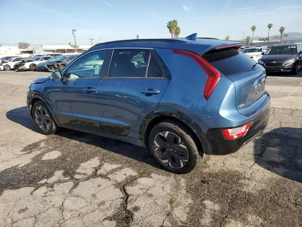 KNDCR3L15P5034098 2023 KIA NIRO - Image 2