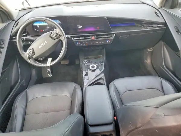 KNDCR3L15P5034439 2023 KIA NIRO - Image 8