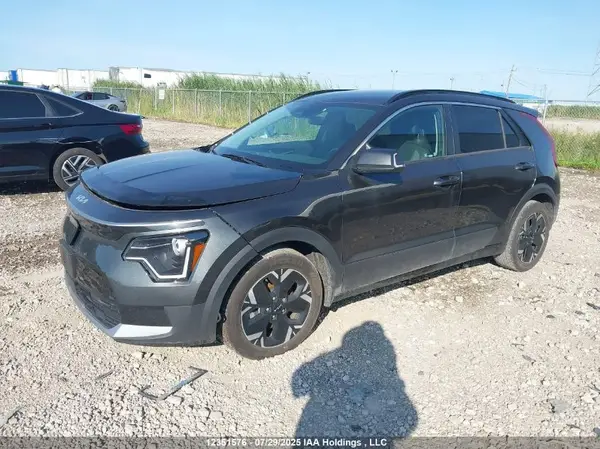 KNDCR3L15P5037812 2023 KIA NIRO - Image 2
