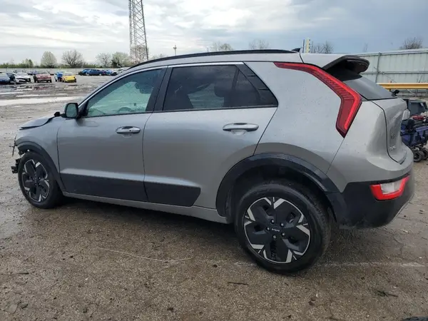 KNDCR3L15P5044906 2023 KIA NIRO - Image 2