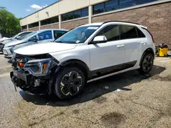 KNDCR3L15P5045246 2023 KIA NIRO