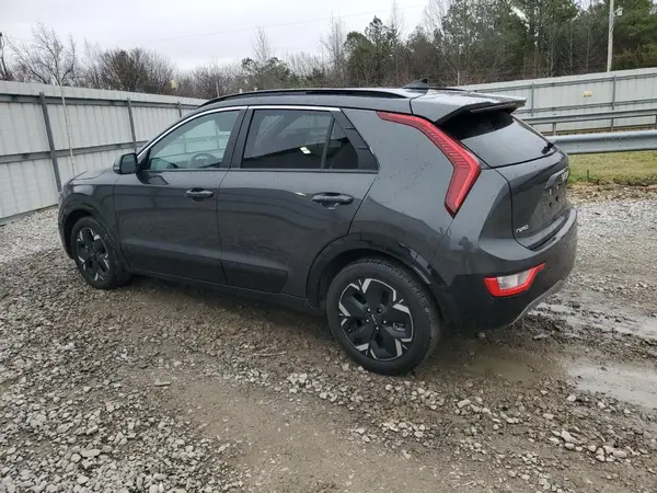 KNDCR3L15P5045294 2023 KIA NIRO - Image 2
