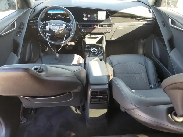 KNDCR3L15P5046316 2023 KIA NIRO - Image 8