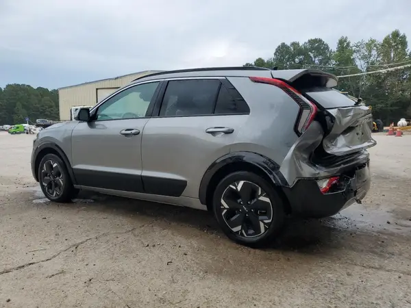 KNDCR3L15P5048728 2023 KIA NIRO - Image 2