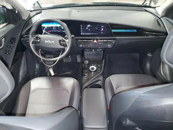 KNDCR3L15P5053962 2023 KIA NIRO - Image 8