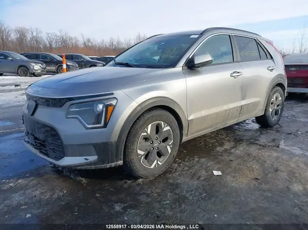 KNDCR3L15P5055307 2023 KIA NIRO - Image 2