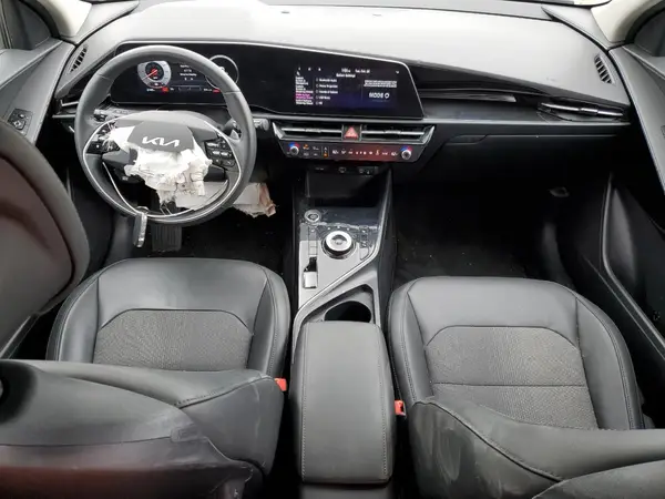 KNDCR3L15P5061964 2023 KIA NIRO - Image 8