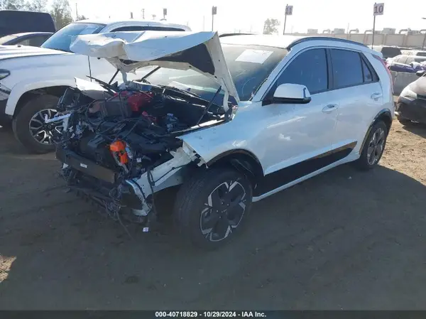 KNDCR3L15P5066341 2023 KIA NIRO - Image 2