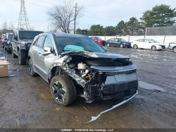KNDCR3L15R5080744 2024 KIA NIRO - Image 1