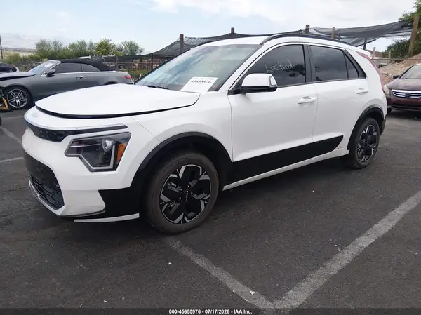 KNDCR3L15R5089752 2024 KIA NIRO - Image 2