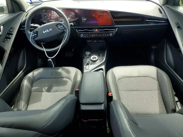 KNDCR3L15R5098421 2024 KIA NIRO - Image 8