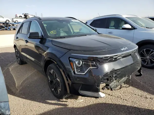 KNDCR3L15R5102791 2024 KIA NIRO - Image 1
