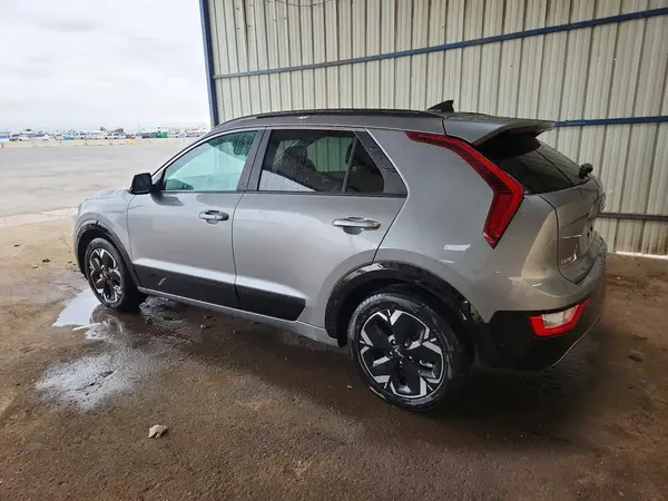 KNDCR3L15R5108638 2024 KIA NIRO - Image 2