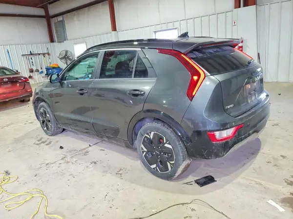KNDCR3L15R5110499 2024 KIA NIRO - Image 2