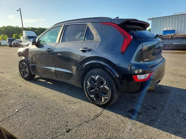KNDCR3L15R5110504 2024 KIA NIRO - Image 2