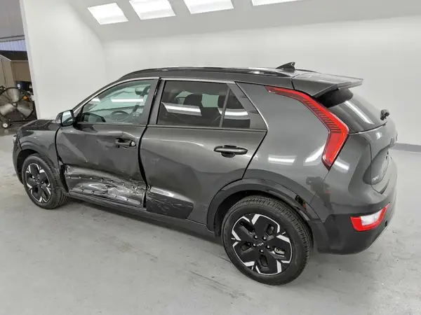 KNDCR3L15R5111152 2024 KIA NIRO - Image 2